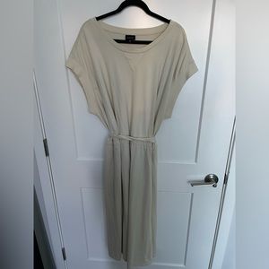Sweatshirt dress